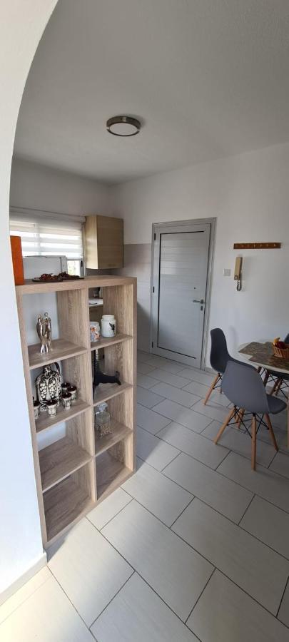 Lovely 1Betroom Apartment Near The Beach 필라 외부 사진